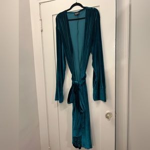 NWOT Velvet Duster by Zelie For She